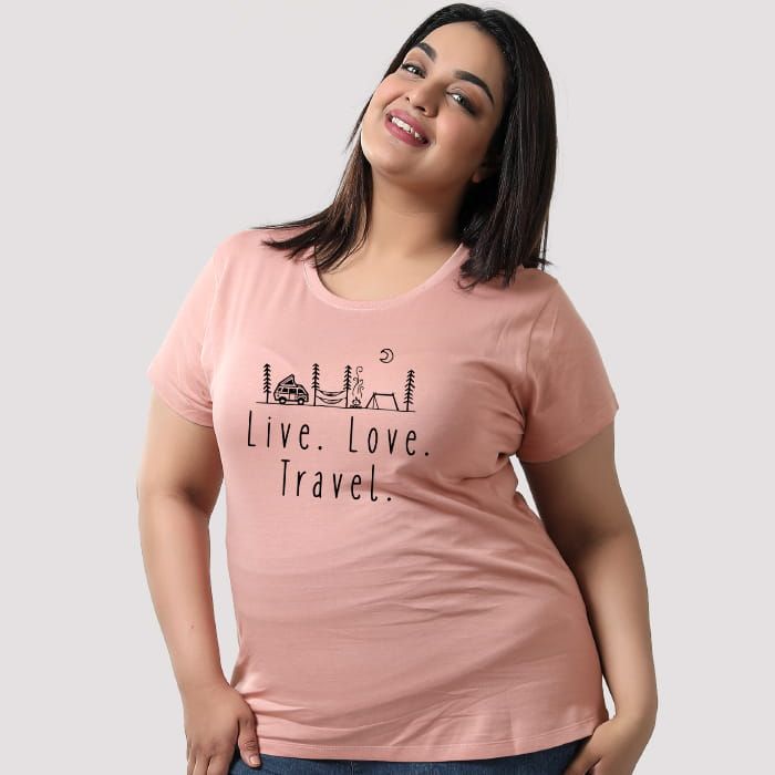 Love Travel Women Plus Size T-shirt