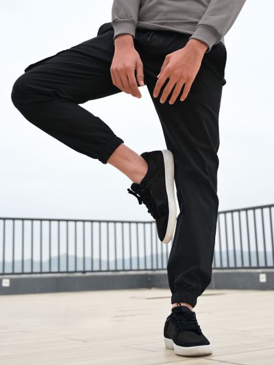 Update more than 69 black jogger pants outfit mens latest - in.eteachers