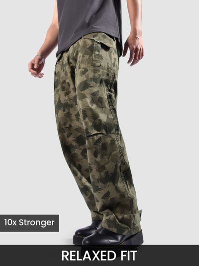 Brown Pleated Knee Camo Cargo Pants Brown Pleated Knee Camo Cargo Pants