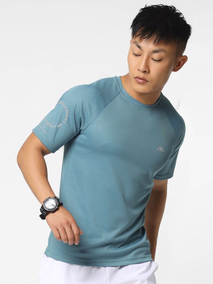 Tænk fremad Jeg mistede min vej guide Buy Frost Blue Progress Men Active T-shirt Online in India -Beyoung