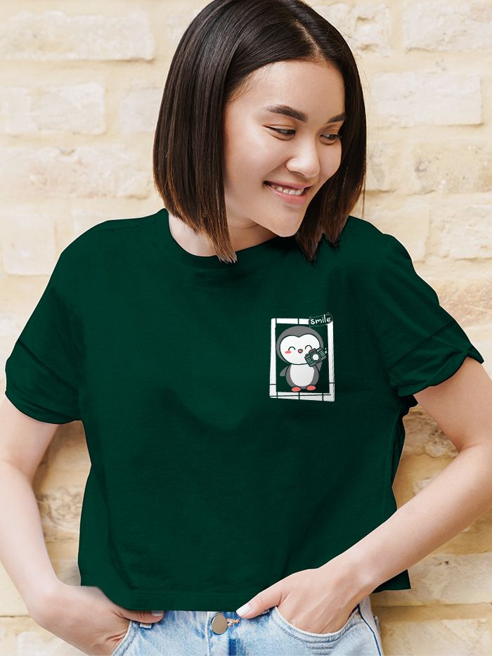 Photographer Penguin Crop Top T-shirt 