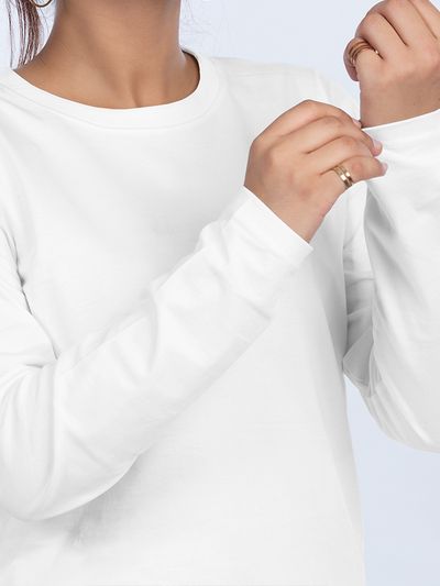 Plain White Women Full Sleeves T-shirt Plain White Women Full Sleeves T-shirt