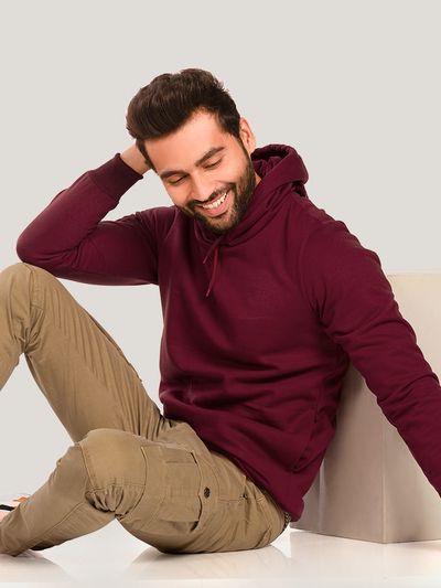 Maroon color hoodie shop
