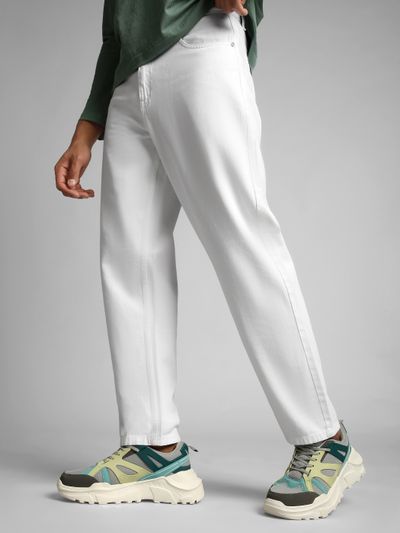 White Regular Fit Jeans White Regular Fit Jeans