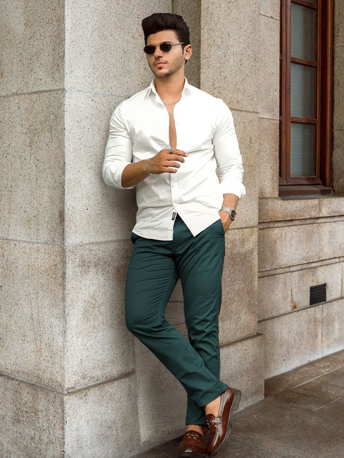 Dark green chinos outfit shop
