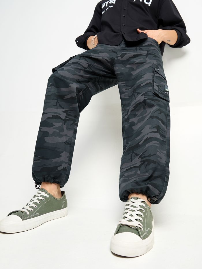 Dark grey camo pants top