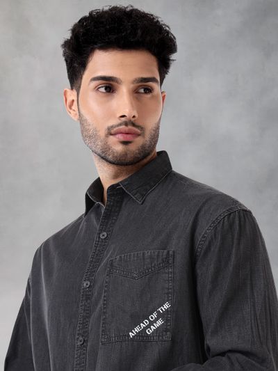 Buy Black Single Pocket Denim Shirt for Men Online in India -Beyoung