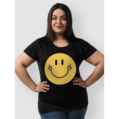Smiley Plus Size Women T-shirt