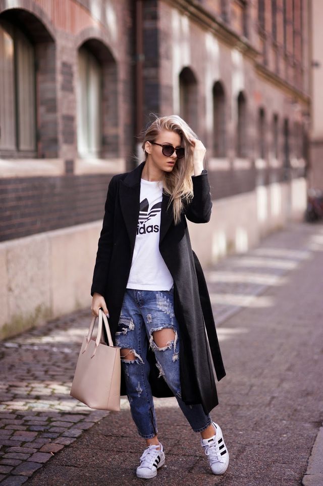 Boyfriend Jeans Outfit