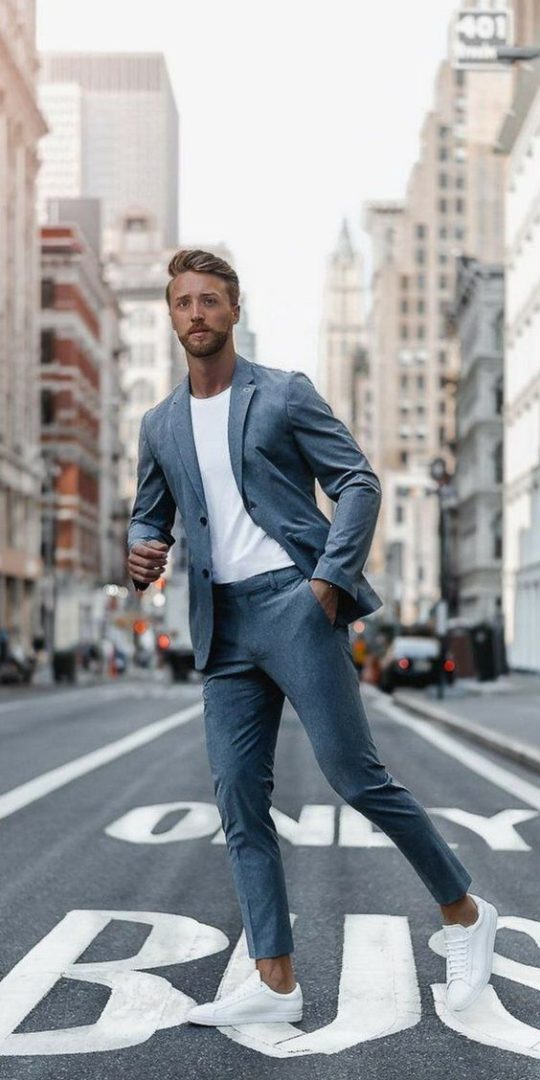 How To Wear A Suit With Sneakers | Beyoung Blog