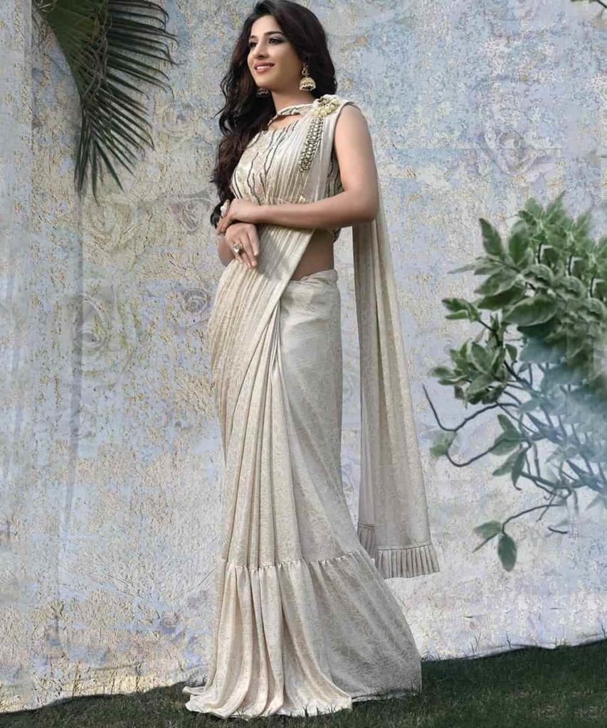 Saree Wearing Style in Winter - My Shop Store-nlmtdanang.com.vn