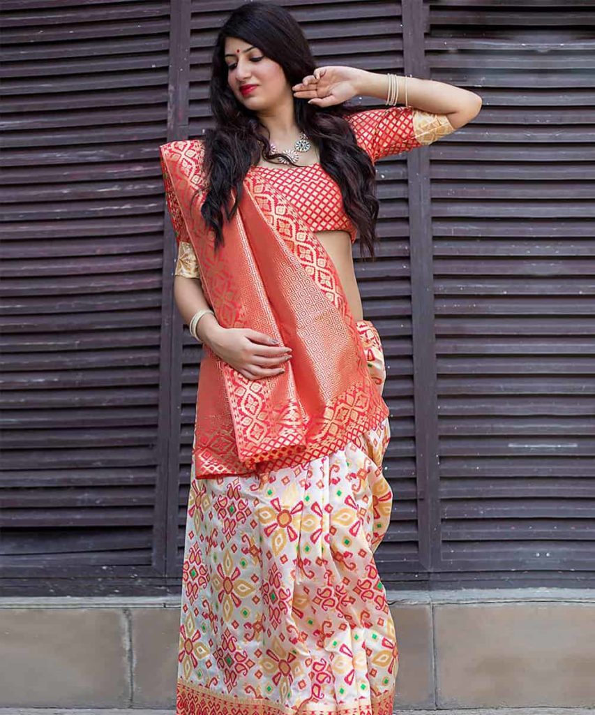 How to Wear Gujrati Saree Draping Styles