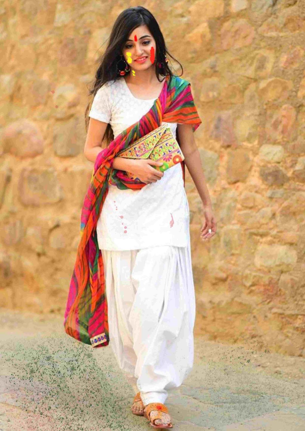 What to Wear On Holi 2023 - Best Holi Outfit Ideas | Holi Party Look