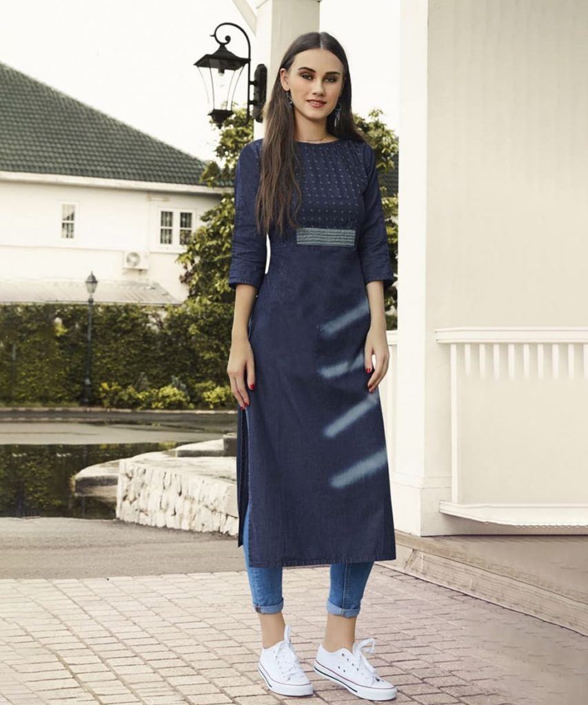 ladies long kurta with jeans