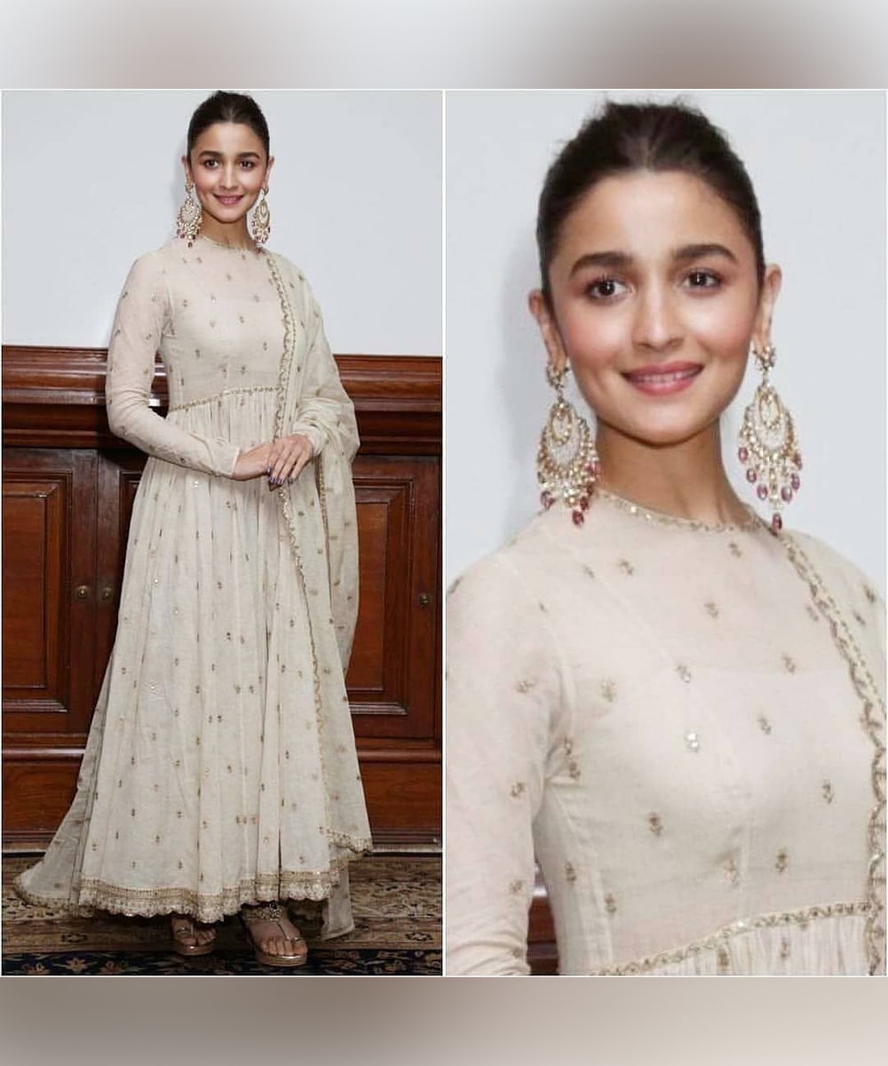latest diwali outfits 2020