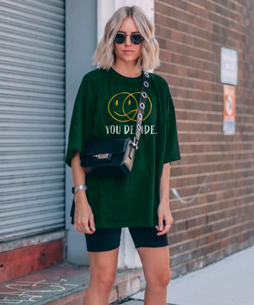 womens oversized t shirt outfit