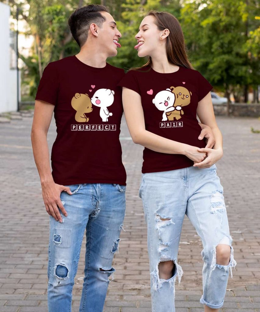 AMAZING COUPLES CUTE PRINTED T-SHIRTS