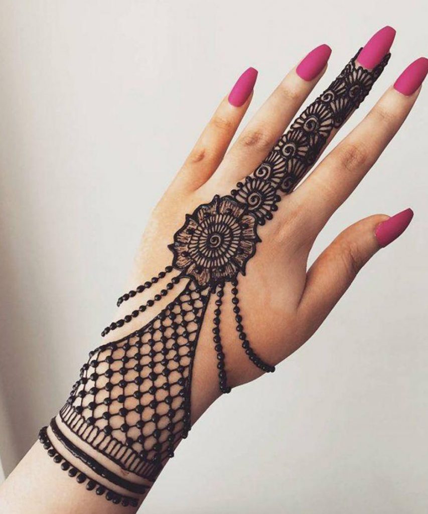 Simple Arabic Mehndi Design