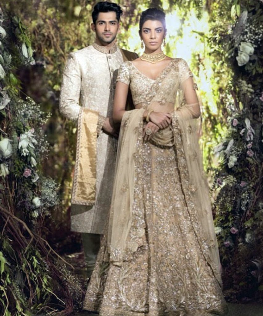 Best Engagement Couple Dress Combination 2023